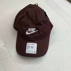 Nike Unisex Swoosh Cap NWT